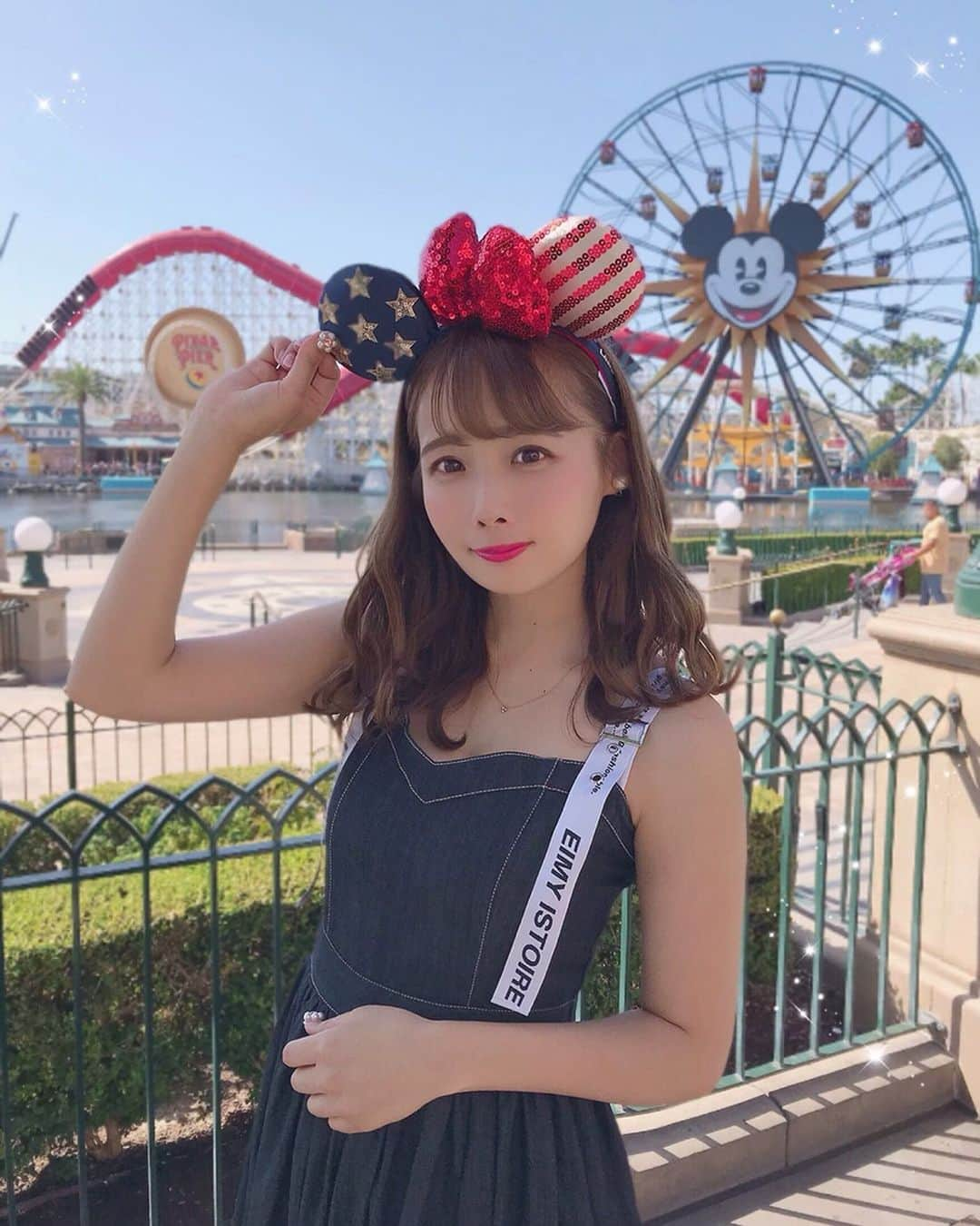 計良日向子（ひなひ）さんのインスタグラム写真 - (計良日向子（ひなひ）Instagram)「. . 念願の！！！！ #disneycaliforniaadventure 💗 ずっと楽しみにしてた😭💗 . . . 写真に写ってるアトラクションは #pixarpier の #incredicoaster と #toystorymidwaymania ✨✨ どっちも楽しかった！ . . . こっちのディズニーは 絶叫大好きな私にとって すっっっごい楽しかった〜💕 . . . #disney #disneyland #californiaadventure #ディズニーカリフォルニアアドベンチャーパーク #ディズニーカリフォルニアアドベンチャー #カリフォルニア #カリフォルニア旅行 #ディズニーバウンド #minniemouse #eimyistoire #love #instagood」9月22日 22時47分 - kerahinako1105