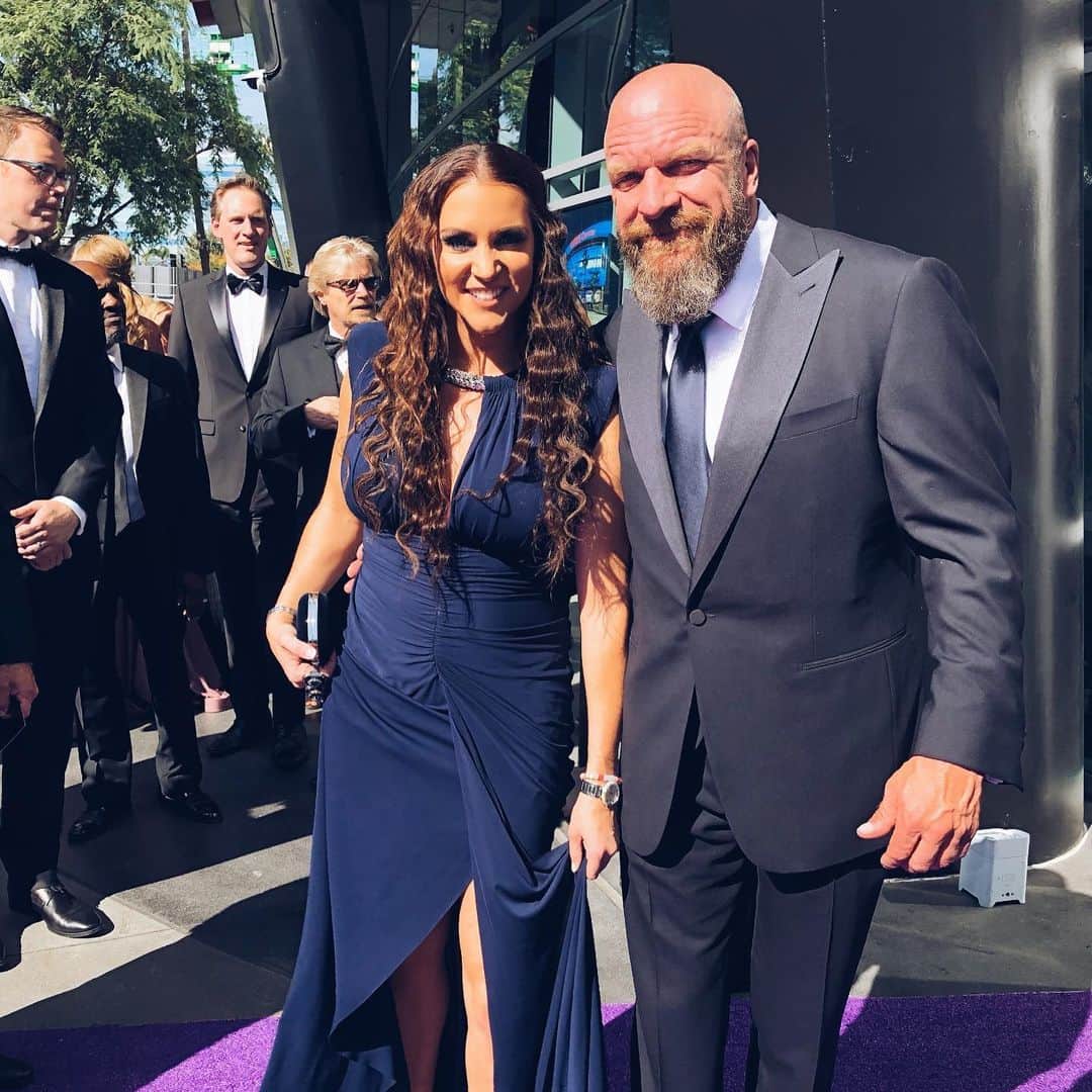 トリプルHさんのインスタグラム写真 - (トリプルHInstagram)「‪In LA today walking the purple carpet at the #Emmys2019 with my beautiful date @StephanieMcMahon. @foxtv @WWE ‬」9月23日 9時26分 - tripleh