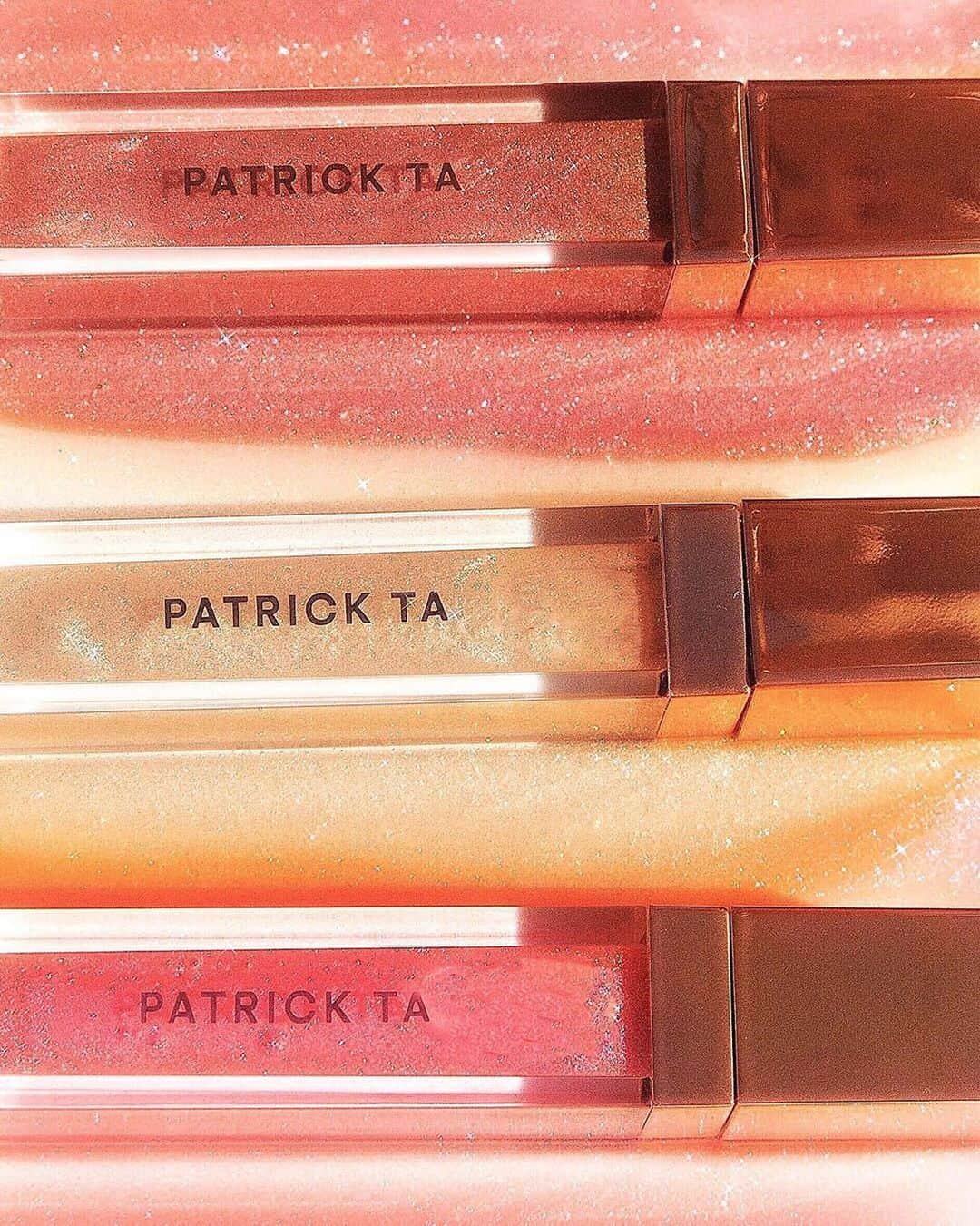 セフォラさんのインスタグラム写真 - (セフォラInstagram)「#Regram @patricktabeauty . . . Get the ultimate glow-up with our #MAJORGLOW Lip Shines ✨ Available at Sephora.」9月23日 1時33分 - sephora