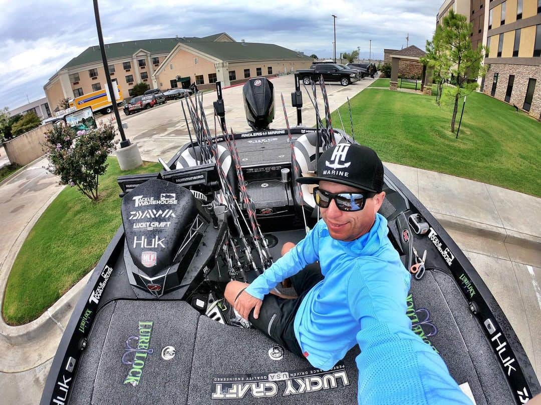 Brent Ehrlerさんのインスタグラム写真 - (Brent EhrlerInstagram)「MLF Cup prep...preparing for everything. 🤳#gopro  #22daiwasattheready」9月23日 1時49分 - brentehrlerfishing