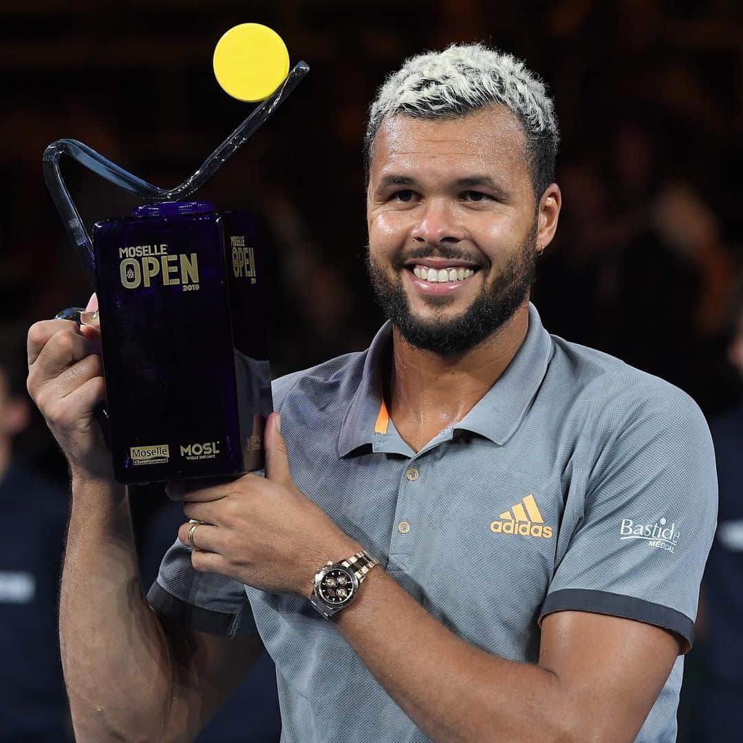ATP World Tourさんのインスタグラム写真 - (ATP World TourInstagram)「🇫🇷 ALLEZ 🇫🇷 @tsongaofficiel rallies from a set down to win his 4th @moselleopen title! 🏆」9月23日 3時07分 - atptour