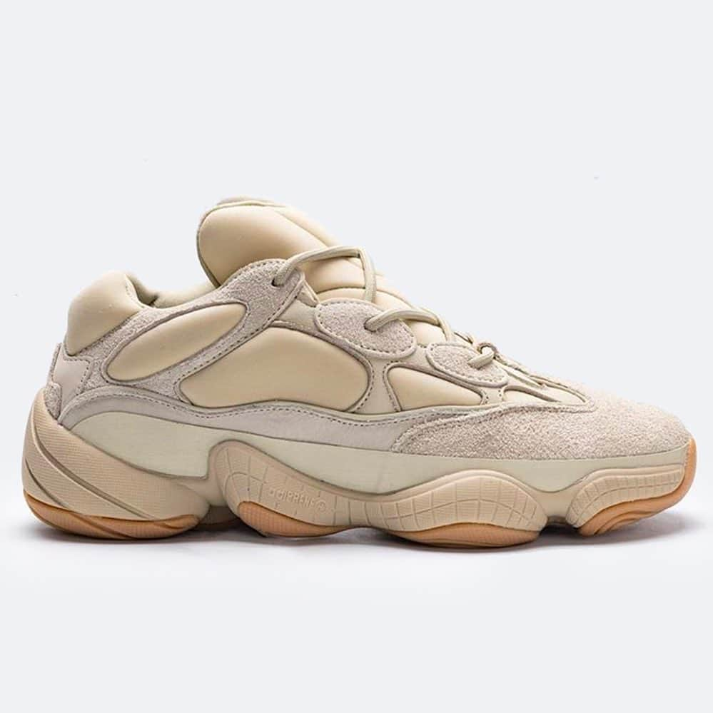 Sneaker Newsさんのインスタグラム写真 - (Sneaker NewsInstagram)「The Yeezy 500 "Stone" is headed your way in November for what's shaping up to be another massive money of Yeezy footwear drops. Excited? Tap the link in our bio for full details.」9月23日 3時41分 - sneakernews