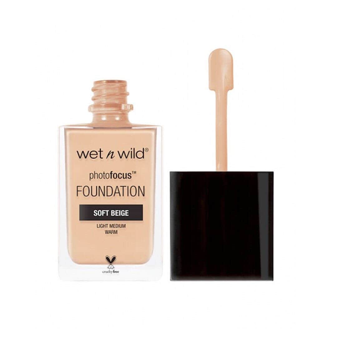 wet'n wild beautyさんのインスタグラム写真 - (wet'n wild beautyInstagram)「SUNDAY SPOTLIGHT on Rosalía. Songwriter, producer and emerging style icon. Get her sultry yet sophisticated look for less using these #wetnwildbeauty products:  FACE: * Photo Focus Foundation * Color Icon Blush, Keep It Peachy  EYES: * Ultimate Brow™ Micro Brow Pencil * Color Icon Eyeshadow 10 Pan Palette, Nude Awakening' * MegaLiner Liquid Eyeliner, Black  LIPS: * Perfect Pout Gel Lip Liner * MegaLast Lip Color, Bare it All  Original look: @makeupbyariel」9月23日 4時16分 - wetnwildbeauty