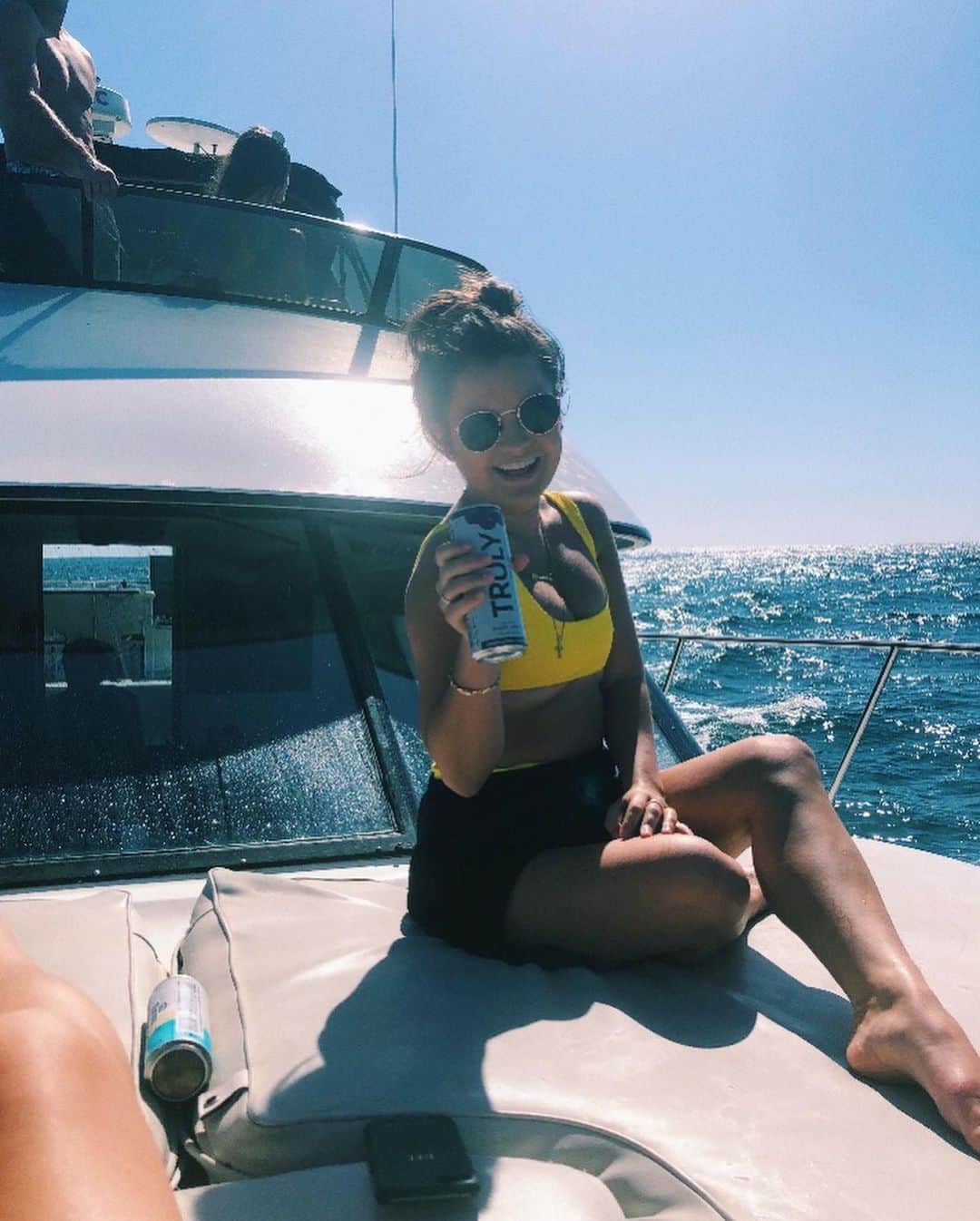 Brooke Marie Hylandのインスタグラム：「yachts & yachts of fun 🤩」