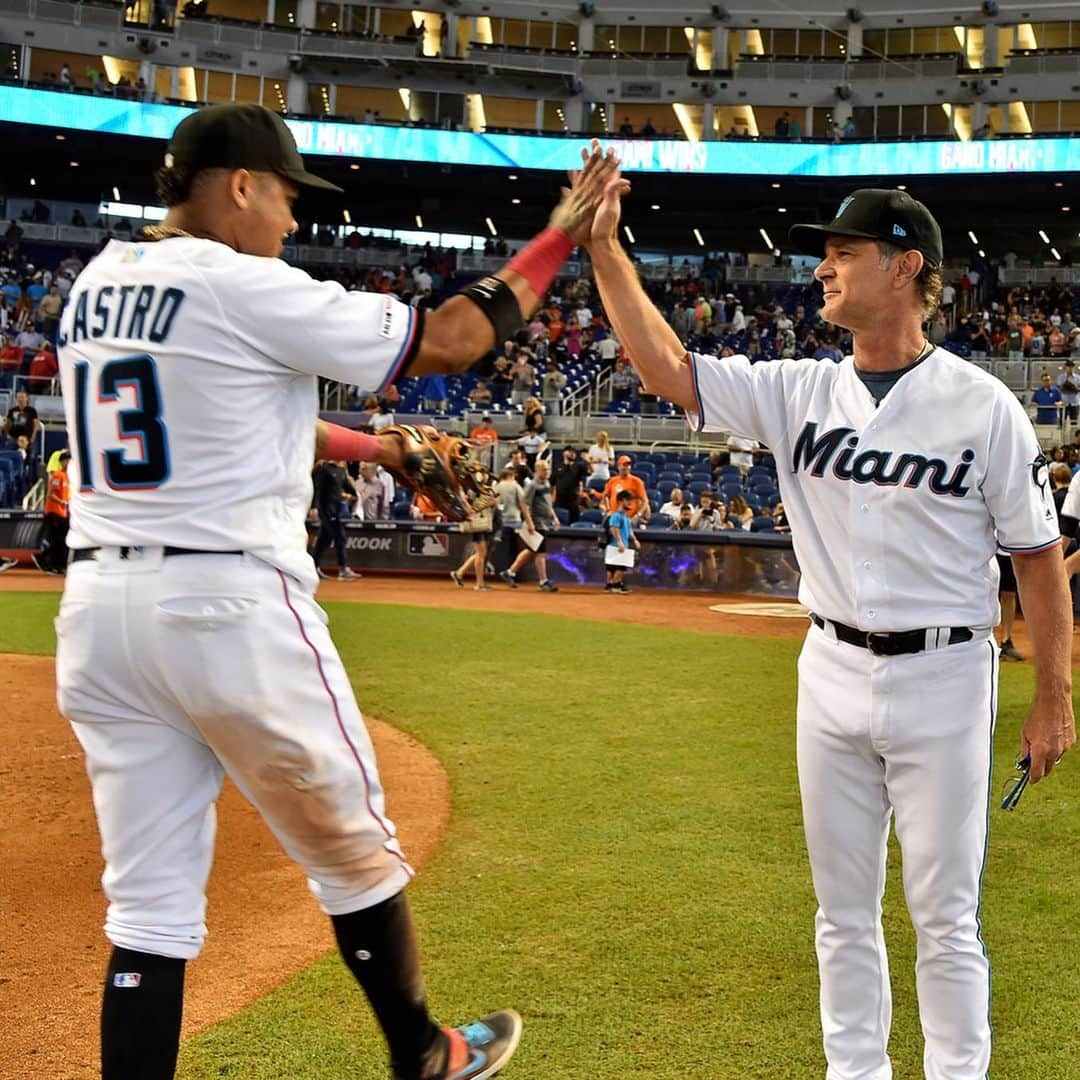 マイアミ・マーリンズさんのインスタグラム写真 - (マイアミ・マーリンズInstagram)「One for the road. #JuntosMiami」9月23日 6時29分 - marlins