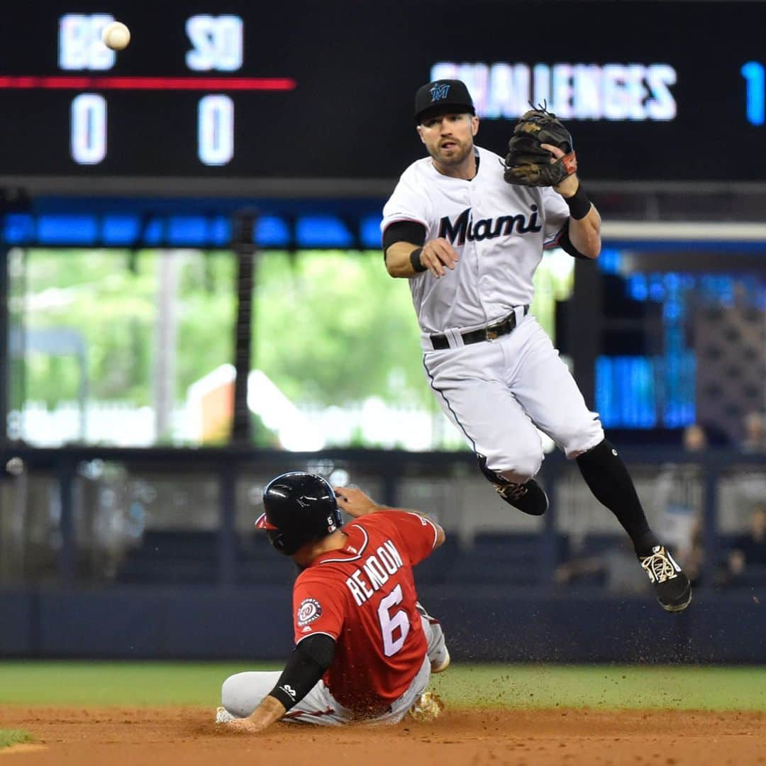 マイアミ・マーリンズさんのインスタグラム写真 - (マイアミ・マーリンズInstagram)「One for the road. #JuntosMiami」9月23日 6時29分 - marlins