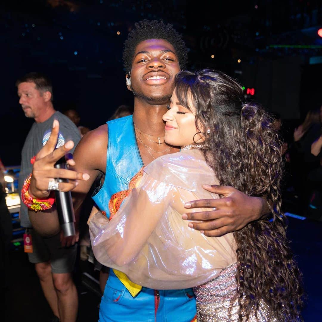 カミラ・カベロさんのインスタグラム写真 - (カミラ・カベロInstagram)「@lilnasx besides being so talented has the sweetest energy ever !!!!!!!! congratulations on everything,  you deserve it all 🥰🥰🥰」9月23日 6時40分 - camila_cabello