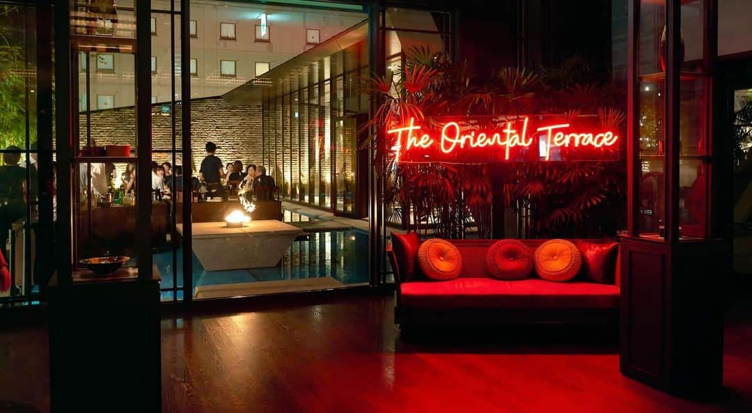 のインスタグラム：「. THE ORIENTAL TERRACE 残り営業日はあと4日！ . Only 4 days left! _ The Oriental Terrace is coming to an end, but there is still a few more nights for one last Summer night party! _ #ohk_tot #kobeparty  #神戸 #omotenashihotels #orientalhotelkobe #orientalhotel #オリエンタルホテル #オリエンタルホテル旧居留地 #旧居留地」