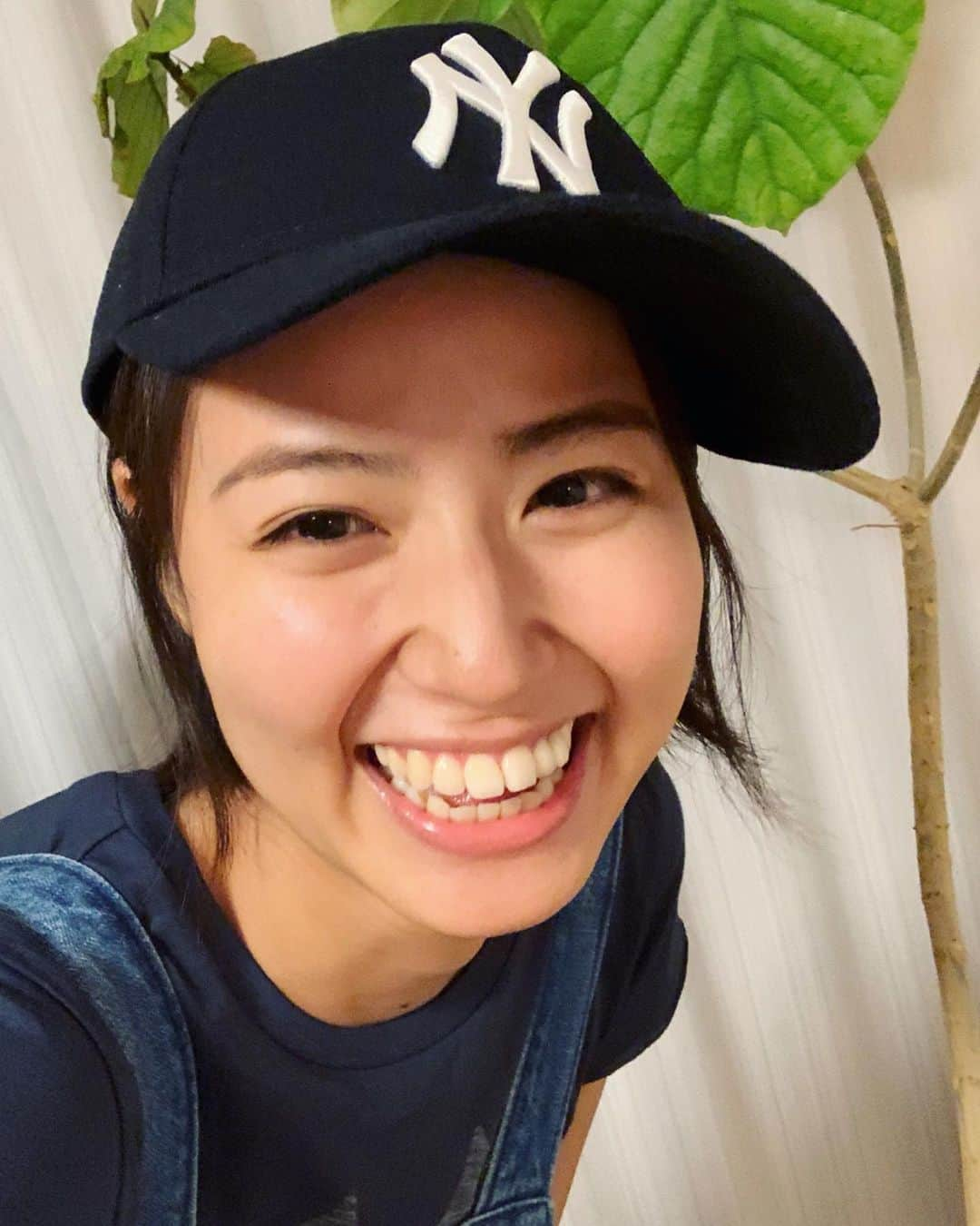 新谷あやかさんのインスタグラム写真 - (新谷あやかInstagram)「NY🧢 ・  #新谷あやか  #しんやあやか #shinyaayaka  #actress #女優 #英語の先生 #englishteacher  #baseball #野球  #野球好き #野球女子  #cap #キャップ女子  #newyork  #yankees  #ny #newyorkyankees」9月23日 17時46分 - shinya.ayaka