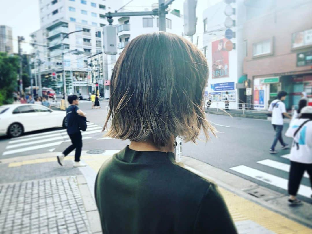 関谷桃子さんのインスタグラム写真 - (関谷桃子Instagram)「#久々のボブ #ちょいグラデ」9月23日 17時43分 - momomo_s_