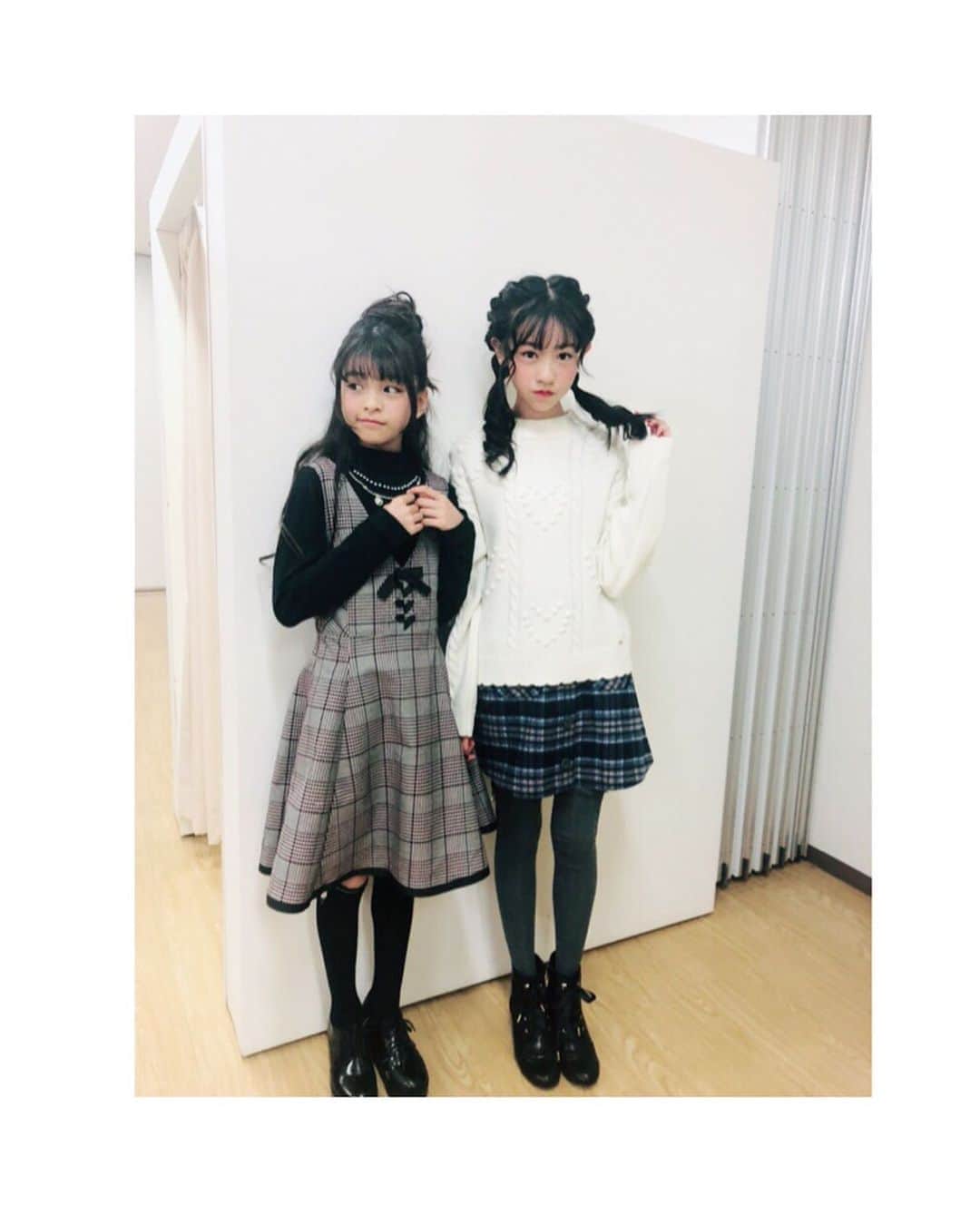 ニコ☆プチさんのインスタグラム写真 - (ニコ☆プチInstagram)「🎀 シュガプリイベントありがとうございました!! . . 可愛い秋冬コーデたくさん着たよ✌︎❤︎ はやく涼しくなれ~~🍁🌕 🍎 #有坂心花  #入江美沙希  #シュガプリ」9月23日 17時52分 - nicopuchi_official