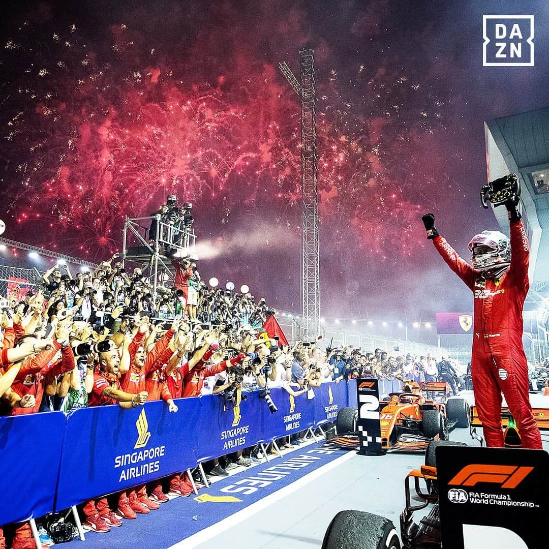 DAZN JAPANさんのインスタグラム写真 - (DAZN JAPANInstagram)「. ／ F1第15戦シンガポールGP🏎 セバスチャン・ベッテルが今季初優勝🎉 ＼ . シャルル・ルクレールが2位でフェラーリが1-2フィニッシュを達成🏁 . 次戦は 🏎ロシアGP決勝 📅9/29(日）19:30配信開始 #DAZN で配信 . #f1jp #f1dazn #F1 #Formula1 #SingaporeGP #Vettel #Ferrari #Leclerc #フェラーリ #ベッテル」9月23日 17時56分 - dazn_jpn