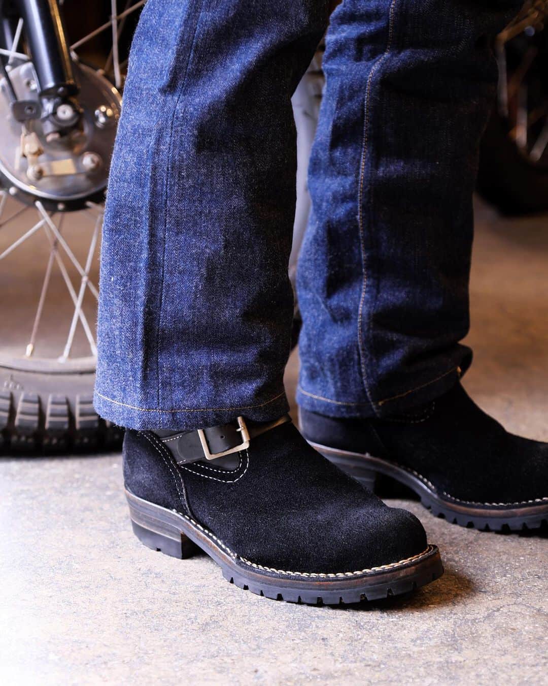 のインスタグラム：「. 【My WESCO! "Boss"】 . #wesco #Boss #wescoboots #NavyLeather #wescopeople #since1918 #oregon #scappoose #madeinusa🇺🇸 #wescojapan #wescoebisu #wescosetagaya #wescokanazawa」