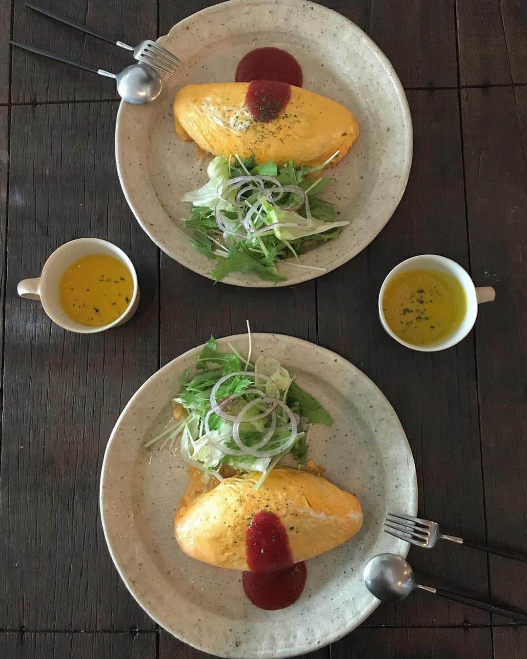 岡元優香のグルメインスタ