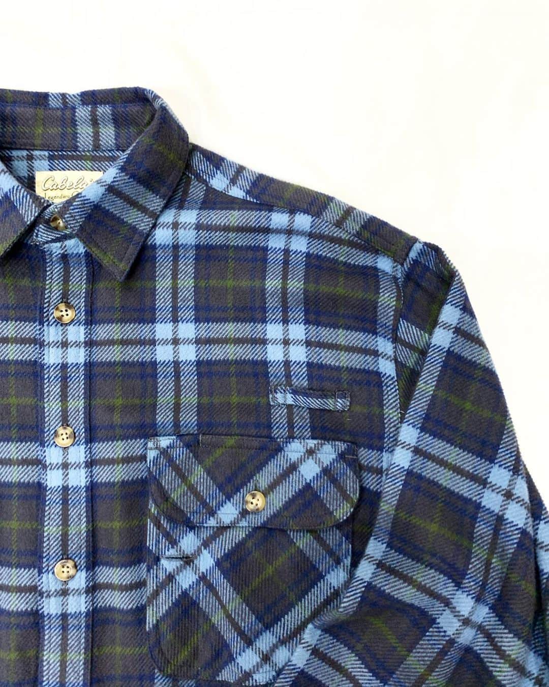 ジャムルさんのインスタグラム写真 - (ジャムルInstagram)「OVER SIZE heavy nel shirt ¥5500+tax 肩幅 54cm 身幅 66cm 着丈 89cm 袖丈 67cm . turtle neck カットソー ¥3500+tax 肩幅 51cm 身幅 63cm 着丈 76cm 袖丈 64cm . 通販も可能です。 お問い合わせはお電話で承ります。 . #お問い合わせはお電話で承ります #jammru #osaka  #fashion  #streetstyle  #streetfashion  #vtg  #vintage  #used  #usedclothing  #古着 #古着屋 #ファッション #70s #80s #90s」9月23日 18時18分 - jammru