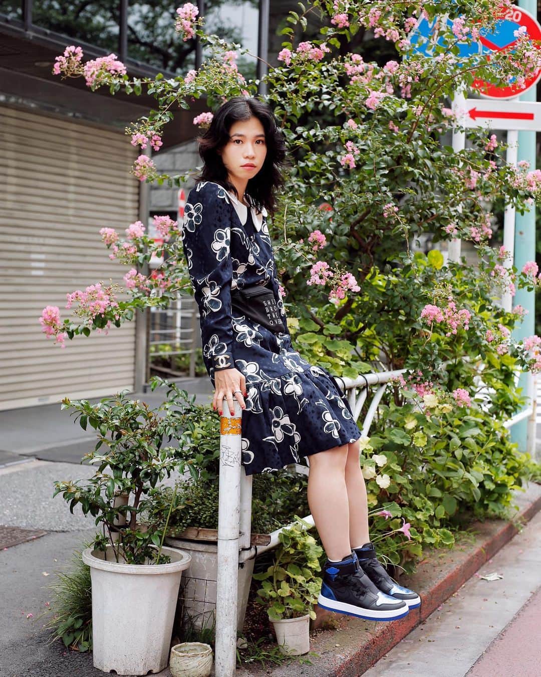 Droptokyoさんのインスタグラム写真 - (DroptokyoInstagram)「TOKYO STREET STYLE Name: @lisafloss  Shoes: @niketokyo  #ジョーダン女子#ジョーダン#pr #droptokyo#tokyo#japan#streetscene#streetfashion#streetwear#streetculture#fashion Photography: @kyoheihattori」9月23日 18時46分 - drop_tokyo