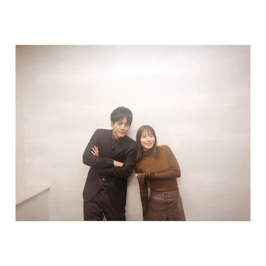 松岡茉優さんのインスタグラム写真 - (松岡茉優Instagram)「本日は  松坂桃李さんと  音楽教室に通う皆さんをご招待して 親子試写会というイベントでした。  #蜜蜂と遠雷 #松坂桃李  #たまたま色味が合った #スタイリストさん方ありがとう #合うかどうかいつもドキドキ #秋色あずきブラザーズ」9月23日 18時50分 - mayu_matsuoka_koushiki