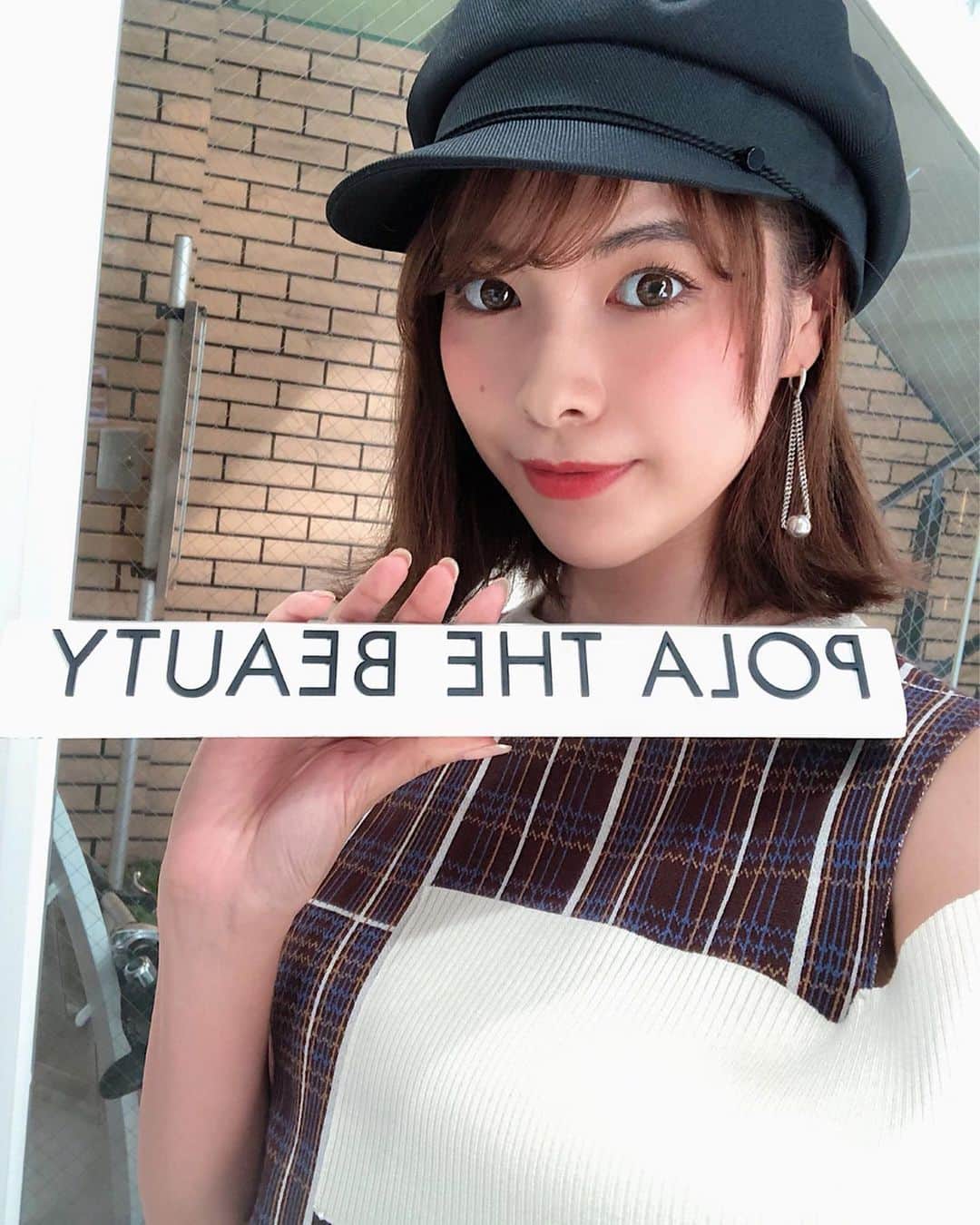 Yuika Matsuさんのインスタグラム写真 - (Yuika MatsuInstagram)「. . 今週も  pola 心斎橋御堂筋店 《 @pola_midousujiten 》に行ってきましたよ ♡ . . エステ後に 私が楽しみにしている1つに。。 コスメ雑誌にもよく取り上げられている #BACOLORS の新商品でフルメイクができること💄 . . 今回は B.A COLORS 2019 AW の カラーズ アイパウダー やリップグロス、 マスカラを使ってメイクしてみました ♪ . . 凄く発色も伸びもいいし、1日の持ちも良かったから  カラーズアイパウダー買ってみようかな🤔✨ . . エステ後に お店でフルメイク出来るのって 凄くらく☺︎ . . あと、凄く質問があった AI機能を使用したAPEXの肌カメラと動画を利用して " 862万通り " の中から自分の肌状態を見てもらう カウンセリングについては、 . お店で 無料で見てもらえるらしいよ♪ ※店舗へご予約は入れてくださいね . . さ・ら・に‼︎ 今回は特別に10月末まで . .  pola 心斎橋御堂筋店 《 @pola_midousujiten 》で 予約の際に 私の名前を 出してもらえると #フェイシャルマッサージ 無料券をプレゼント🎁 . . これ、凄いことにですよ！ ぜひ1度pola 心斎橋御堂筋店 へ 行ってみてください☺︎ きっとお肌のお悩みを解決する お手伝いをしてくれます✨ . . . . . . #polathebeauty #ポーラザビューティ#pola #ポーラ#心斎橋エステ#polathebeauty心斎橋御堂筋店 #diemcouleur #apex #アペックス #nocturnal #マスカラ#化粧品#cosmetics .」9月23日 13時20分 - yuika00802