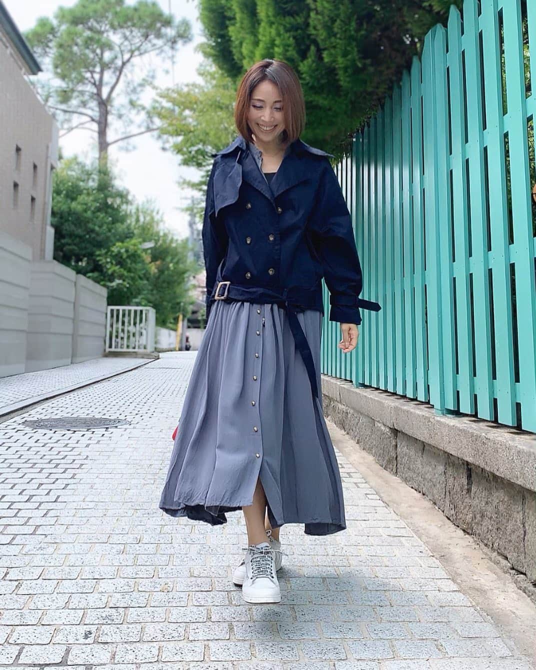 宮田綾子さんのインスタグラム写真 - (宮田綾子Instagram)「ハイヒールLOVERS Ayako⁑  お散歩♪  #outer #u_dresser @u_dresser  new✨ #onepiece #duna @duna.gc  new✨ #sneakers #jimmychoo  #ハイヒールLOVERS #宮田綾子 #神戸 #神戸観光 #神戸旅行 #神戸異人館 #北野異人館 #異人館 #秋コーデ #大人カジュアル #きれいめカジュアル #スニーカー女子 #スニーカーコーデ #iwantchoo #ジミーチュウ #kobe #kobejapan」9月23日 15時03分 - ayako__miyata