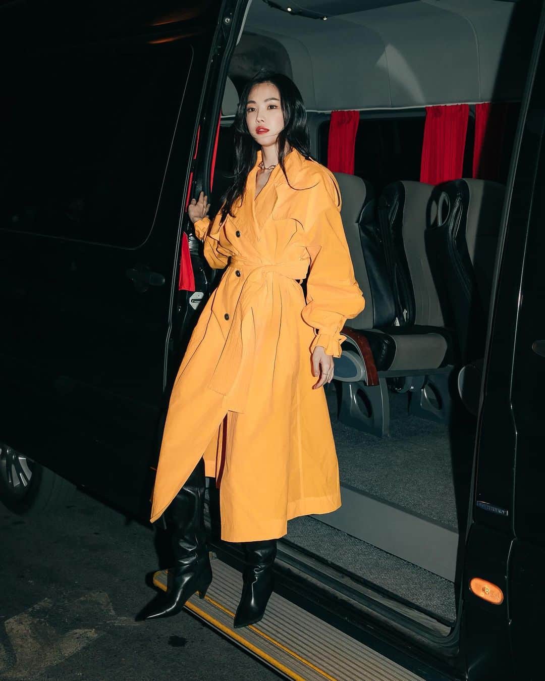 가로수길 , Seoulさんのインスタグラム写真 - (가로수길 , SeoulInstagram)「MFW Street Fashion Style Thx @marcellasne_ 🔥 손나 이쁜 손나은 😍 . .  #instafashion #파리 #東京 #서울패션위크 #sfw #오오티디 #nyc #koreafashion #패션그램 #womenswear #nyfw #데일리그램 #outfit #ootd #street #streetfashion #streetphoto #손나은패션 #손나은 #에이핑크 #스트릿패션 #모델 #wiwt #nyfw #pfw」9月23日 15時16分 - jaylim1