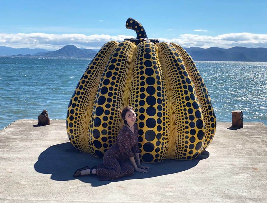 大石絵理さんのインスタグラム写真 - (大石絵理Instagram)「art trip to naoshima🧚🏼‍♂️」9月23日 15時17分 - erioishitokyo