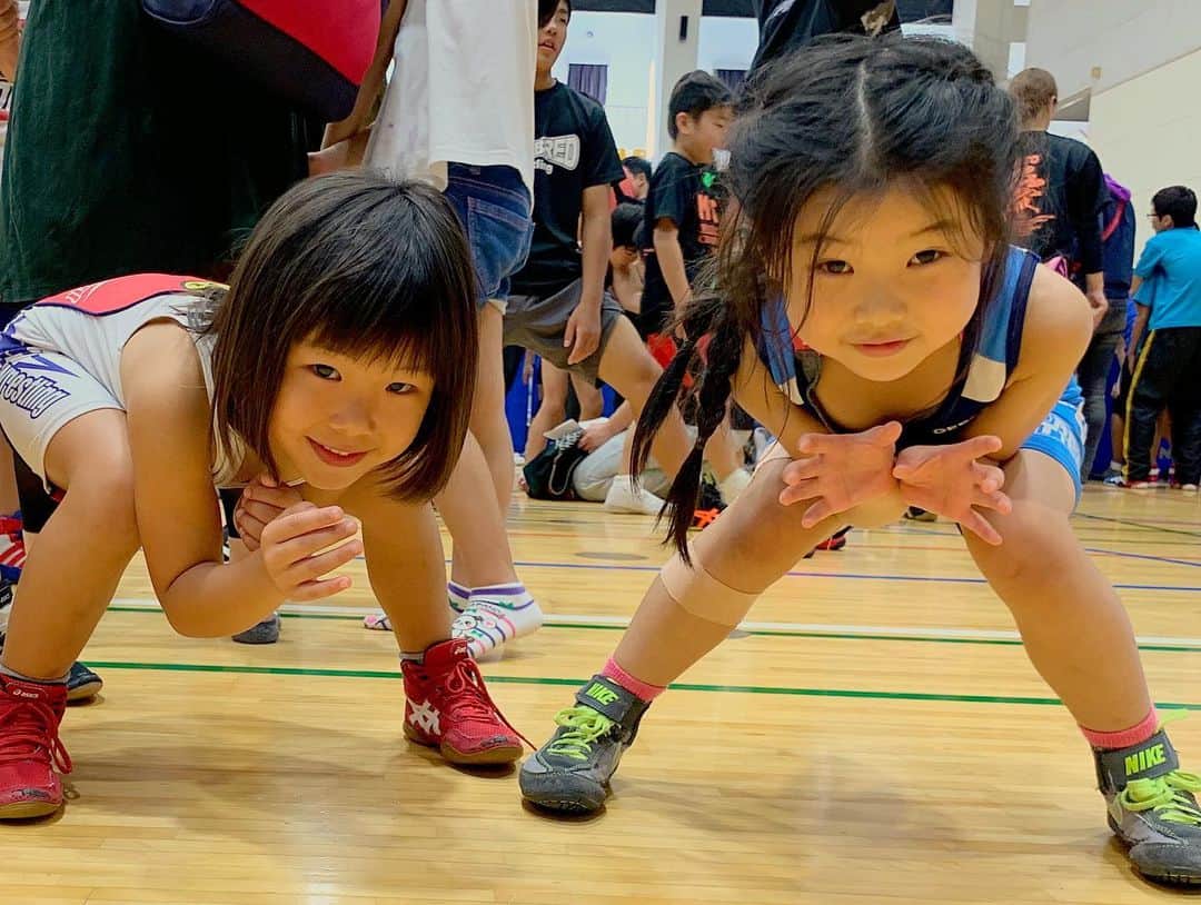 阿部裕幸さんのインスタグラム写真 - (阿部裕幸Instagram)「第5回 松戸近隣レスリング大会 AACCキンダー&キッズレスリング ８名出場 入賞５名 金4 銀1 皆頑張りました😊 また頑張ろう‼️ AACC Kindergarten and Kids Wrestling team, 4 gold 1 silver good work everyone!  #aacc #aacckindergaten #幼稚園クラス #kidswrestling #キッズレスリング #aaccキッズ #aaccキッズレスリング #aacckids #元気が一番 #元気があればなんでもできる #いつもニコニコ元気よく #第5回松戸近隣レスリング大会」9月23日 15時26分 - abeani111