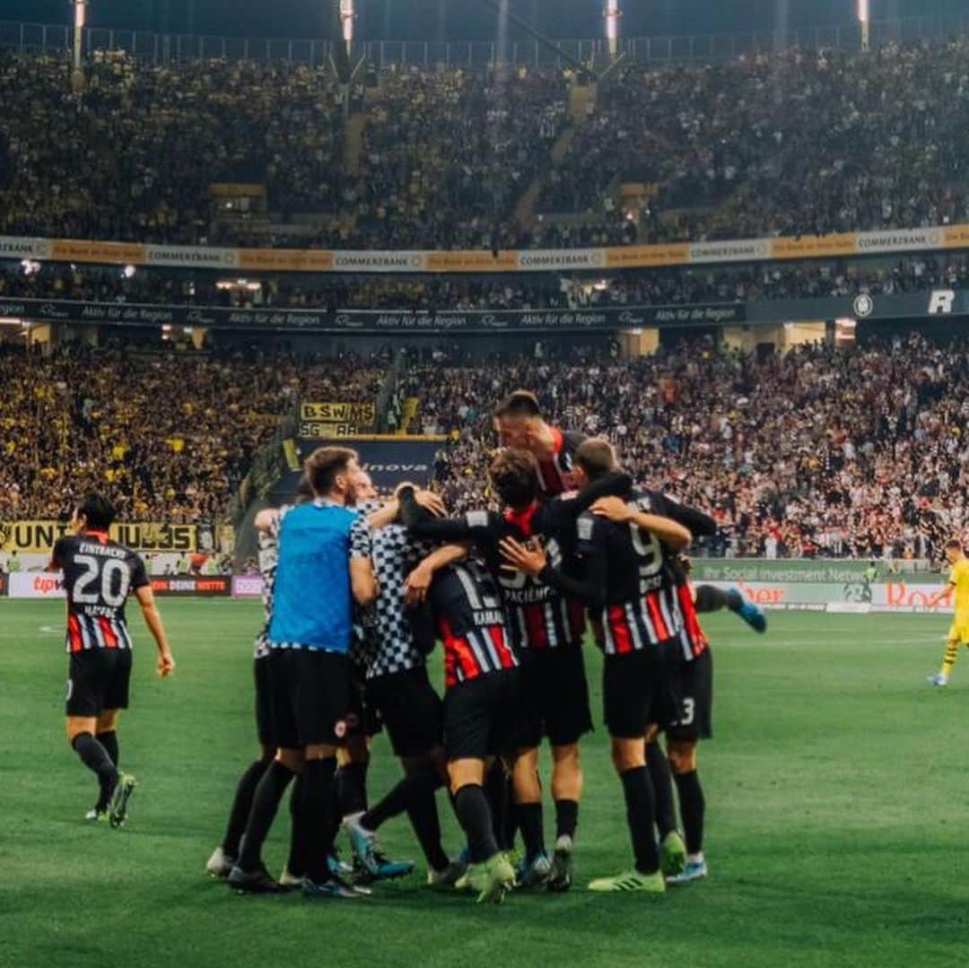 ティモシー・チャンドラーさんのインスタグラム写真 - (ティモシー・チャンドラーInstagram)「Important point - keep working 💪🏾 !!! #team #mentality #fight #eintrachtfrankfurt」9月23日 15時24分 - chandler__22