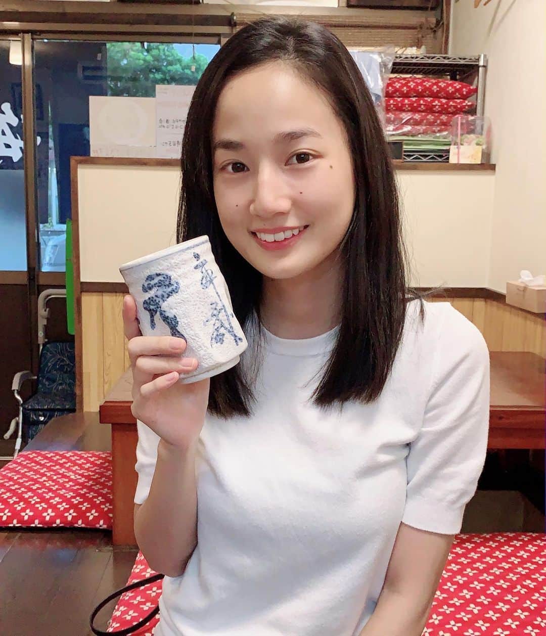 高嶋香帆さんのインスタグラム写真 - (高嶋香帆Instagram)「大阪にちょこっと帰りました☺️ . 敬老の日もありましたし、両親が営む居酒屋「海賊」で祖母と姉とご飯食べたよ！ . ご馳走さまでした！ . #大阪 #居酒屋海賊」9月23日 15時34分 - kaho_takashima