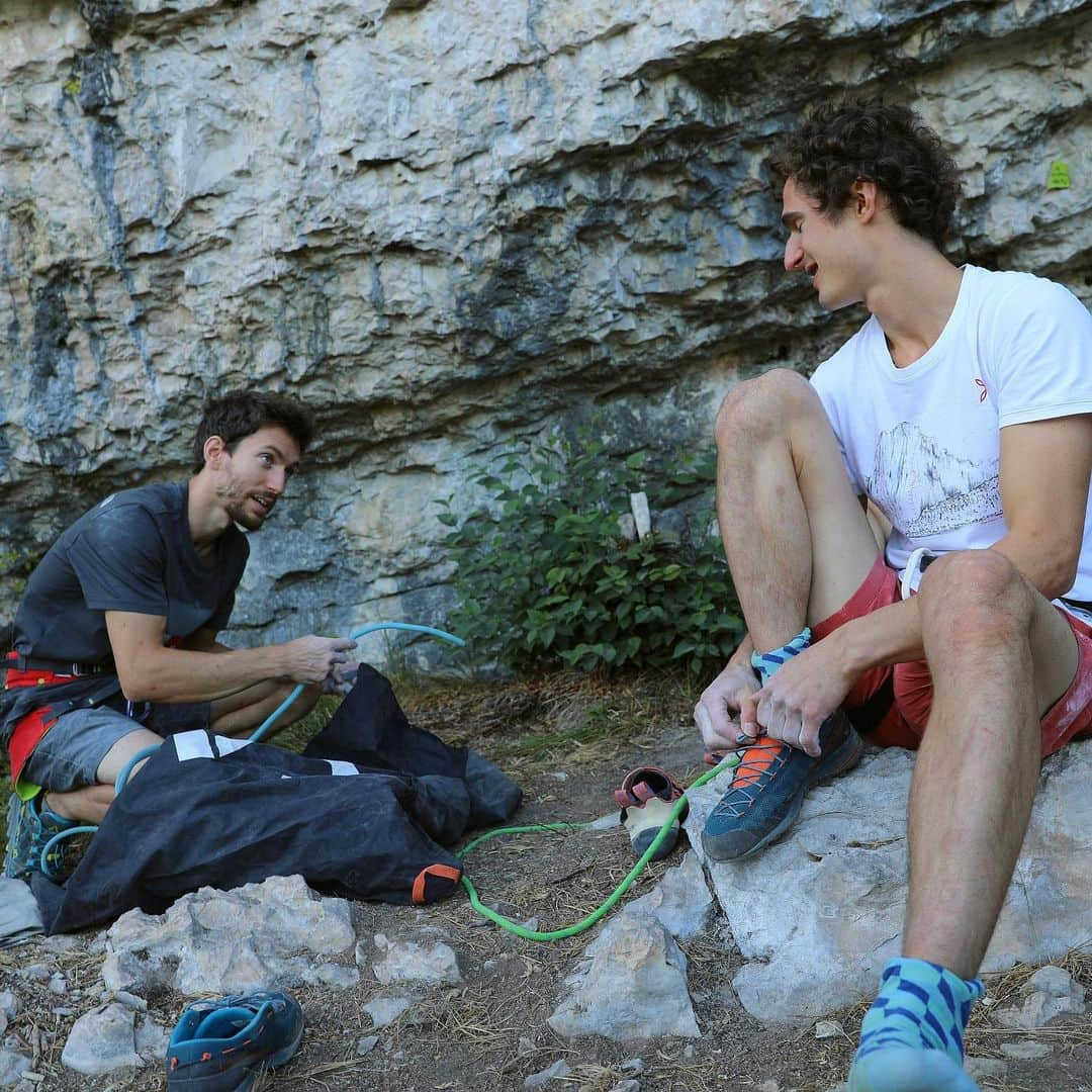 アダム・オンドラさんのインスタグラム写真 - (アダム・オンドラInstagram)「The next episode of #RoadtoTokyo continuous to be about rockclimbing and we will stay in Garda Trentino region, close to the town of Arco. Undoubtedly, the strongest citizen of this town is @steghiso (very experienced World cup climber, having World cup victories under his belt as well as the ascents up to 9b+) with whom I went to check out a brand new crag with interesting projects waiting to be freed.  Photo: Laco Korbel @blackdiamond @montura_official @lasportivagram @gardatrentino @visittrentino @mazagrande」9月24日 3時06分 - adam.ondra