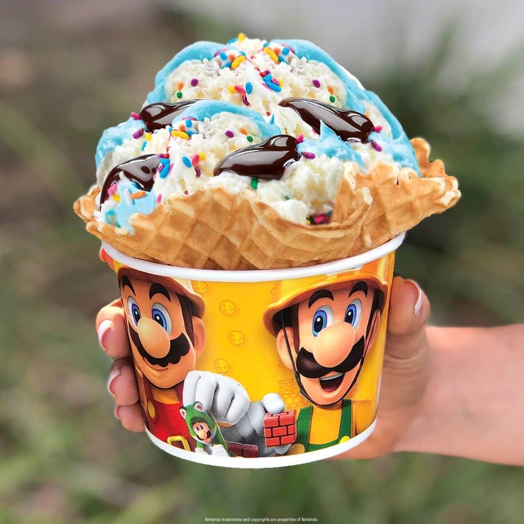 コールド・ストーン・クリーマリーのインスタグラム：「Level up with our Nintendo themed Creation™! This sweet Creation™ is made with Sweet Cream Ice Cream, Sprinkles, Blue Frosting and Fudge 😋」