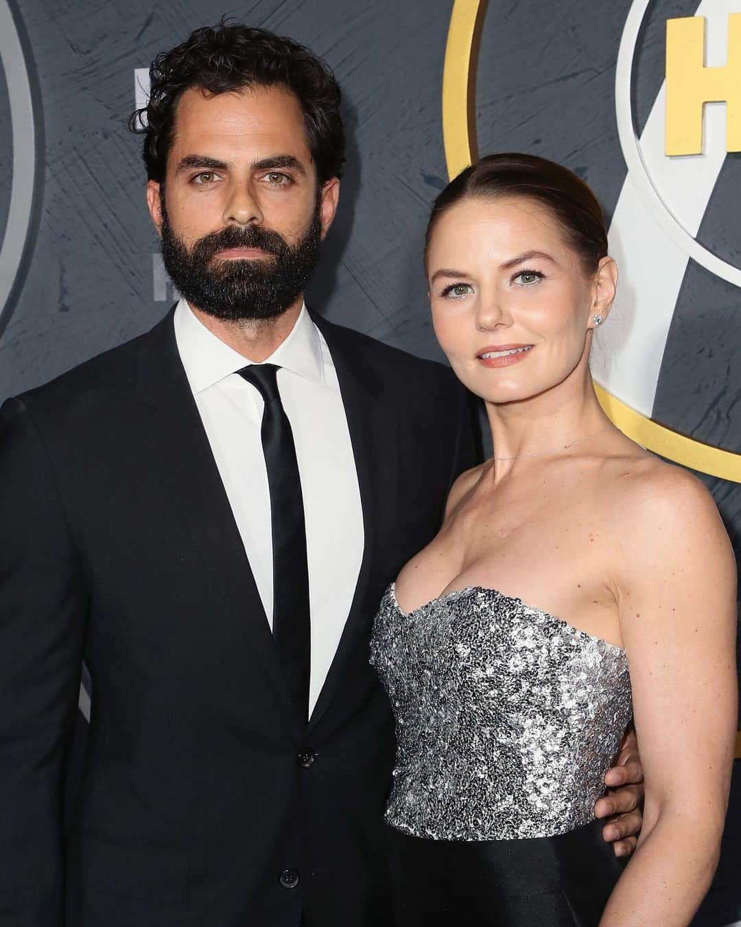 Just Jaredさんのインスタグラム写真 - (Just JaredInstagram)「@jennifermorrison in @reemacra with boyfriend @gerardocelasco at the @hbo #Emmys2019 after party! See more on JustJared.com. Photos: @gettyimages」9月24日 4時02分 - justjared