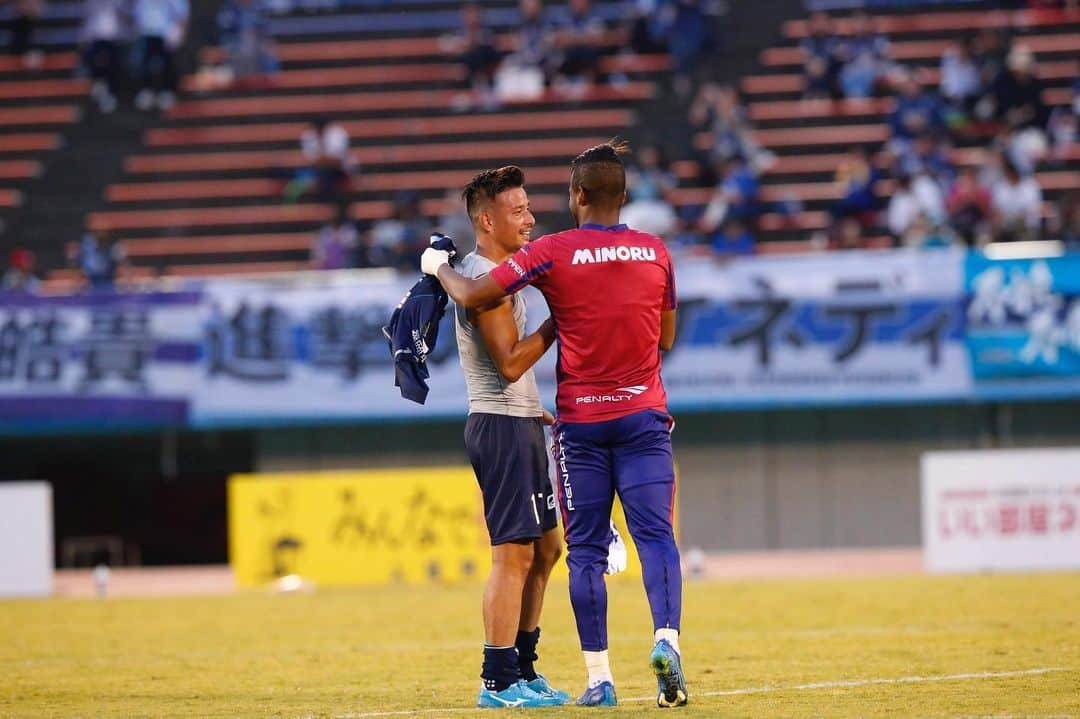 松田力さんのインスタグラム写真 - (松田力Instagram)「応援ありがとうございました。  #avispa  #松田力  #アビスパ福岡  #jリーグ  #jleague  #レオミネイロ  #山ノ井拓己  #T」9月23日 19時42分 - riki_matsuda_official
