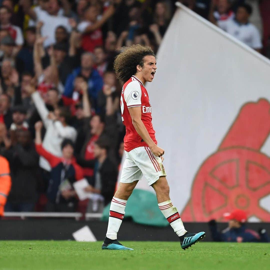 アーセナルFCさんのインスタグラム写真 - (アーセナルFCInstagram)「♥️ An all-action display from Matteo Guendouzi ⁠ ⁠ #arsenal #guendouzi #afc #gunners⁠ #london #coyg #arsenalfc」9月23日 19時43分 - arsenal