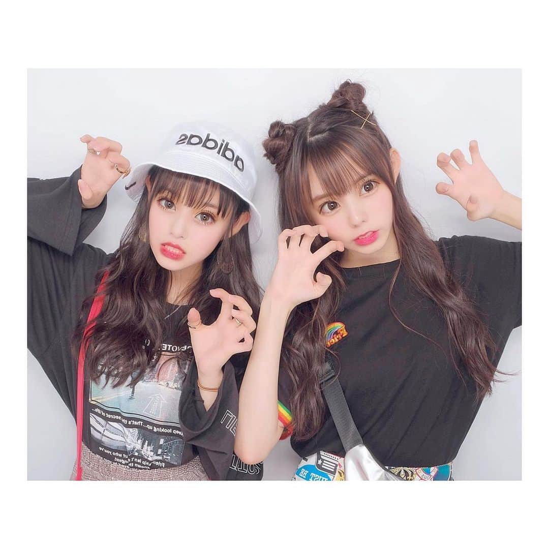 大森莉緒さんのインスタグラム写真 - (大森莉緒Instagram)「・ ・ #around20 ・ ・ #大森莉緒 #おーりお #猪子れいあ #おりおんず #プリクラ #プリント倶楽部 #fjk #ljk #jkブランド #ハーフツイン #お団子 #ヘアアレンジ #instagood #instapic」9月23日 19時59分 - rio.ohmori