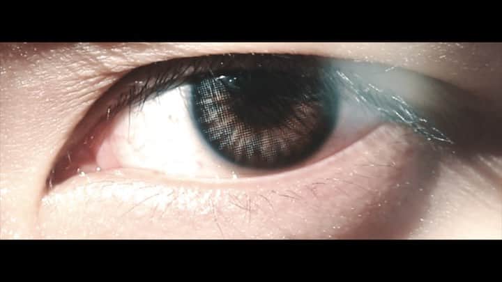 BamBam のインスタグラム：「FEEL IT,SEE IT」