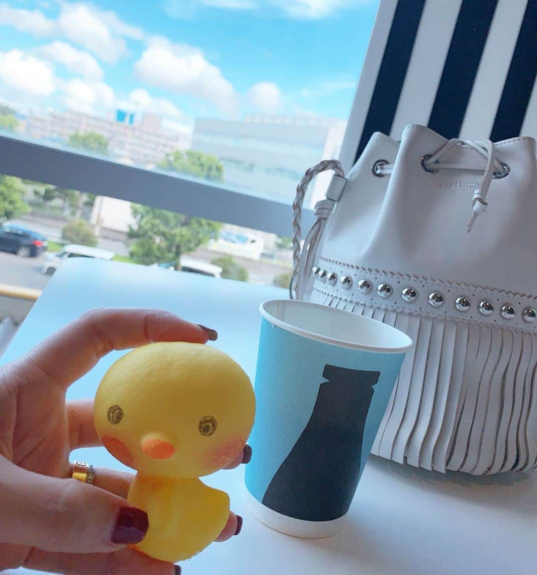 山本みらいさんのインスタグラム写真 - (山本みらいInstagram)「. 三連休は手持ち服の整理と 軽く衣替え(まだ暑いけど)✨ . そのお片付けの流れで 港北IKEAに 引き出しの仕切りを 買いに行ってきました。 ↓ #skubb っていうモノなんだけど、 使わない時はたためるし、 前回買ったら使えたので今回も買い込み。 このシリーズの大きいサイズも気になってます。。 .  #ikea #港北ikea」9月23日 20時25分 - mirai_yamamoto