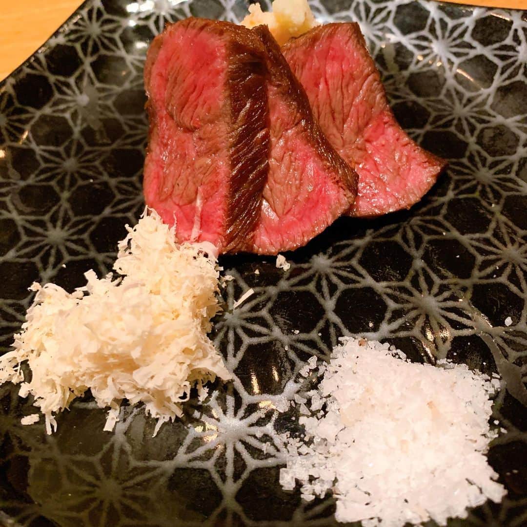 NAOMIさんのインスタグラム写真 - (NAOMIInstagram)「今夜は お友達のママと我が家で 和食dinnerへ🥢  #スッポンのスープから #美味しいものを少しずつ #楽しく美味しく #頂きました💛 #ご馳走さまでした☺︎ #尾崎雪隆」9月23日 20時51分 - naominakano703