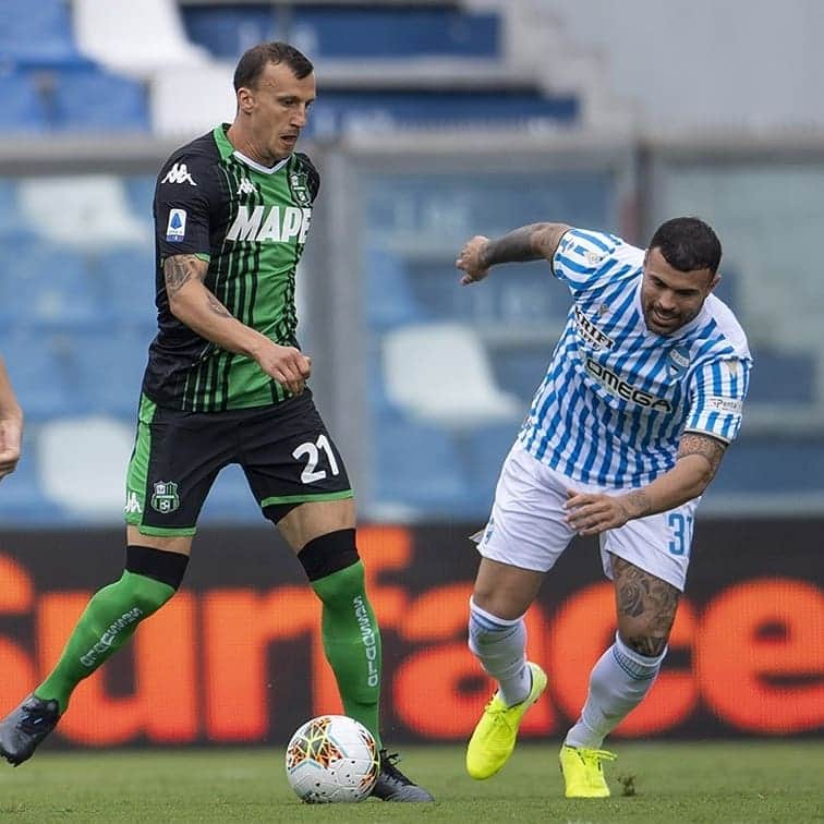 ヴラド・キリケシュさんのインスタグラム写真 - (ヴラド・キリケシュInstagram)「Prima partita in casa! 🏠😍 Derby vinto e grande prestazione di squadra 🔝🖤💚 Avanti così💪 . . #ForzaSasol #Neroverdi #Chiriches #Derby #SerieATIM」9月23日 21時10分 - vladchiriches