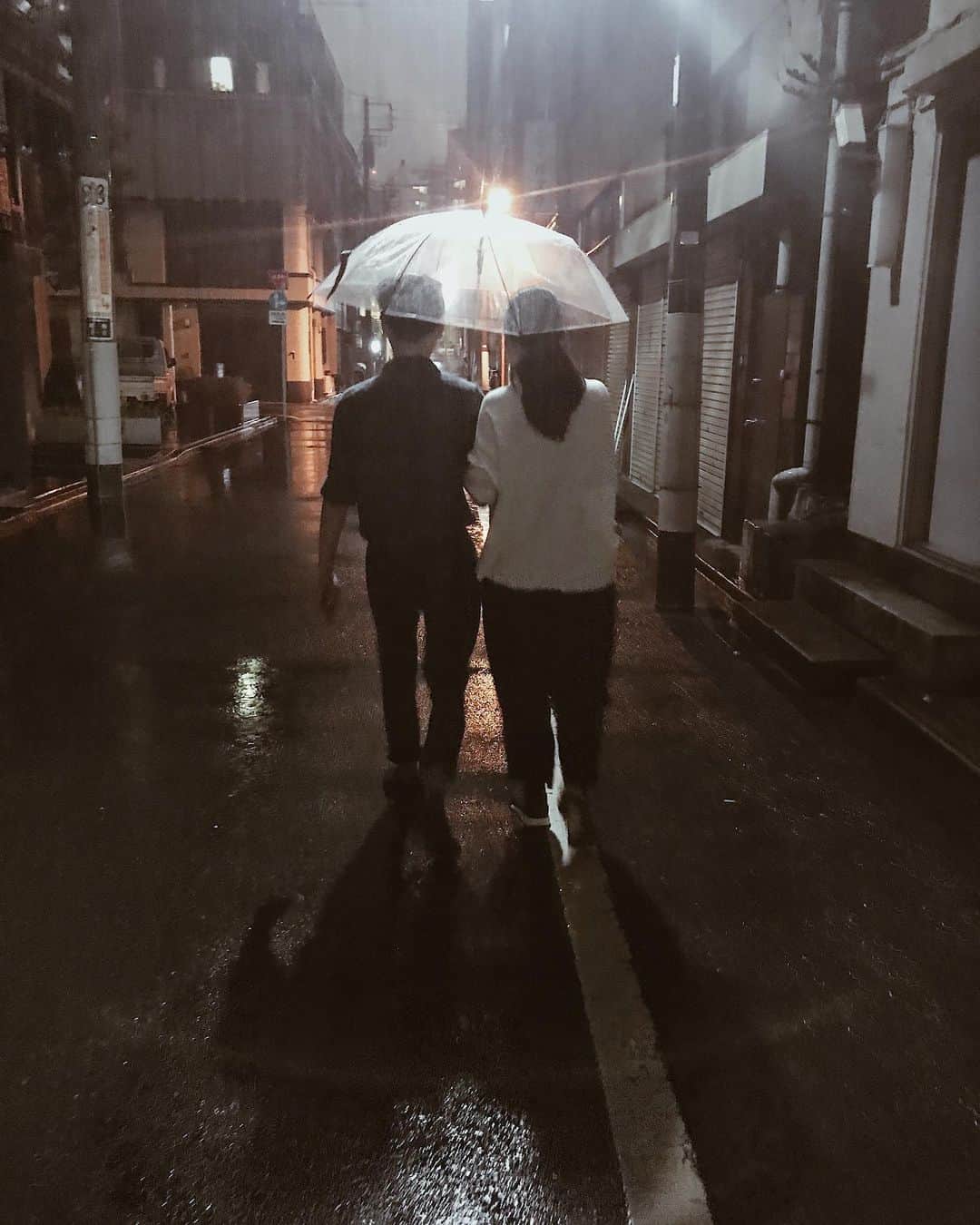 Yuiのインスタグラム：「night rain is emphasizing warmth」