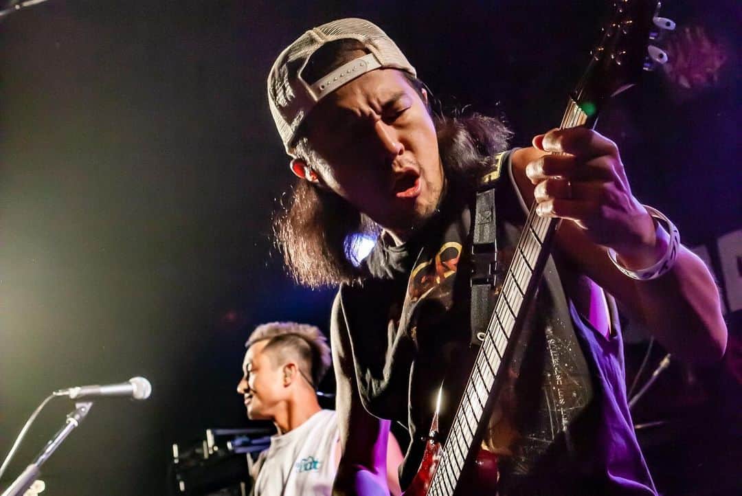 TOTALFATさんのインスタグラム写真 - (TOTALFATInstagram)「【TOTALFAT】 SHADOWS "SELL 'EM ALL TOUR Ⅱ" 福岡CB ありがとうございました！！ photo by @TAKA_tallman」9月23日 22時10分 - totalfat_japan