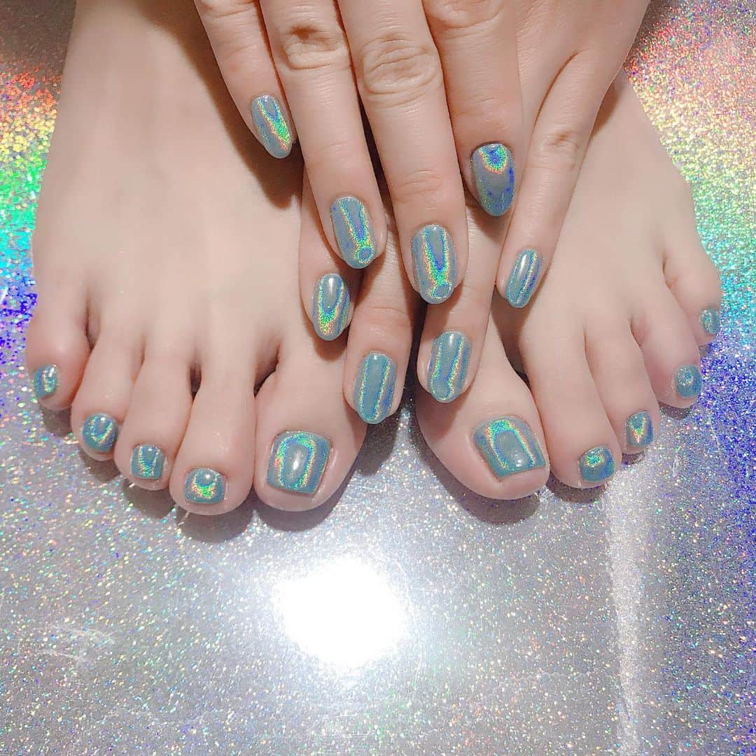 なかやまちえこさんのインスタグラム写真 - (なかやまちえこInstagram)「turquoise green ×unicorn🦄 #nail #nails #nailart #ネイル #美甲 #ネイルアート  #clou #nagel #ongle #ongles #unghia #japanesenailart #manucure #네일 #젤네일 #네일아트 #네일리스트 #japanesenails #manicurist #gelnails #ユニコーンネイル #unicornnails #PlanetPowder #ミーティアシャワー #silentsiren #ひなんちゅ⠀ PREGEL  839⠀ PlanetPowder ミーティアシャワー」9月23日 22時12分 - chiekonakayama