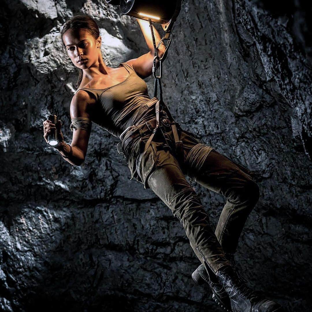 アリシア・ヴィキャンデルのインスタグラム：「Ben Wheatley will direct the Tomb Raider sequel. Official release date has been set for March 19, 2021.」