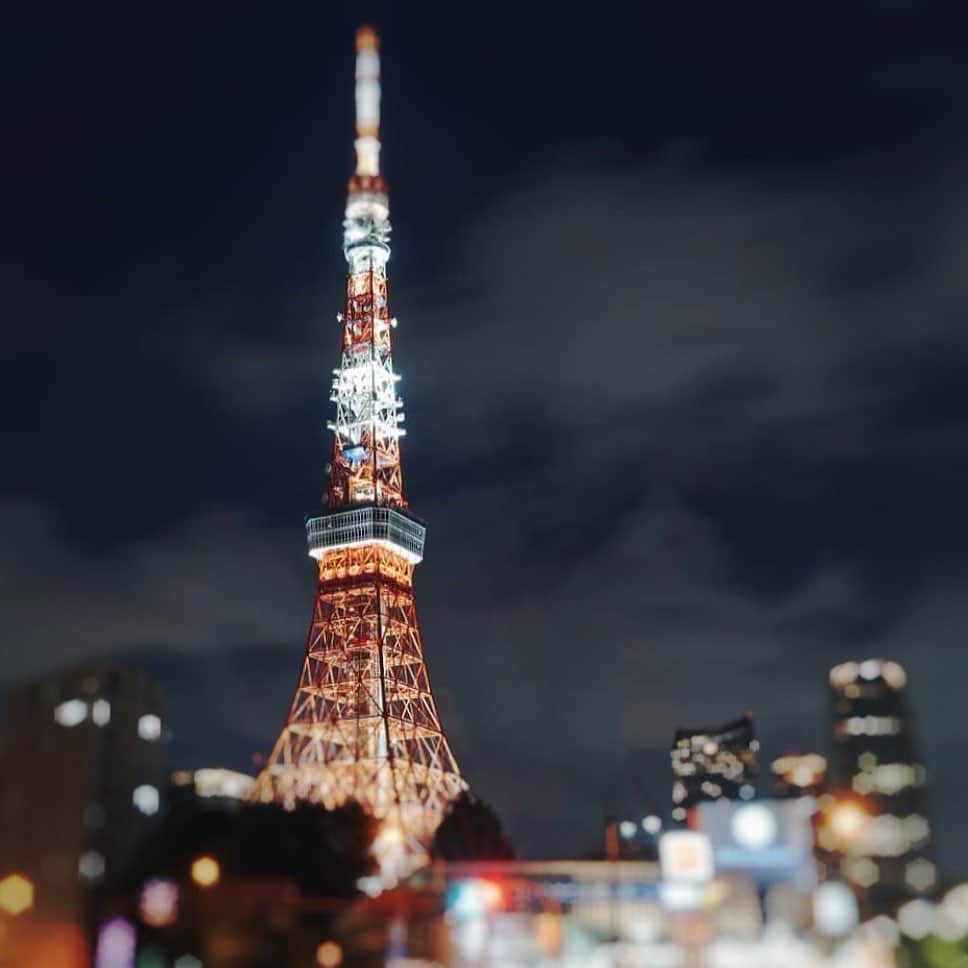稲川千里さんのインスタグラム写真 - (稲川千里Instagram)「. . ただいま🗼 #tokyo #やっぱり東京タワーが好き」9月23日 22時52分 - chiicamera
