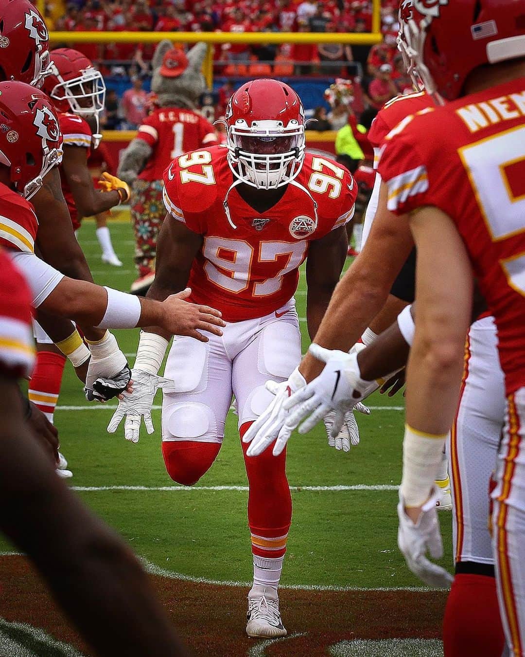 OAKLEYのインスタグラム：「The vision has never been clearer. #OakleyPrizm #ChiefsKingdom」