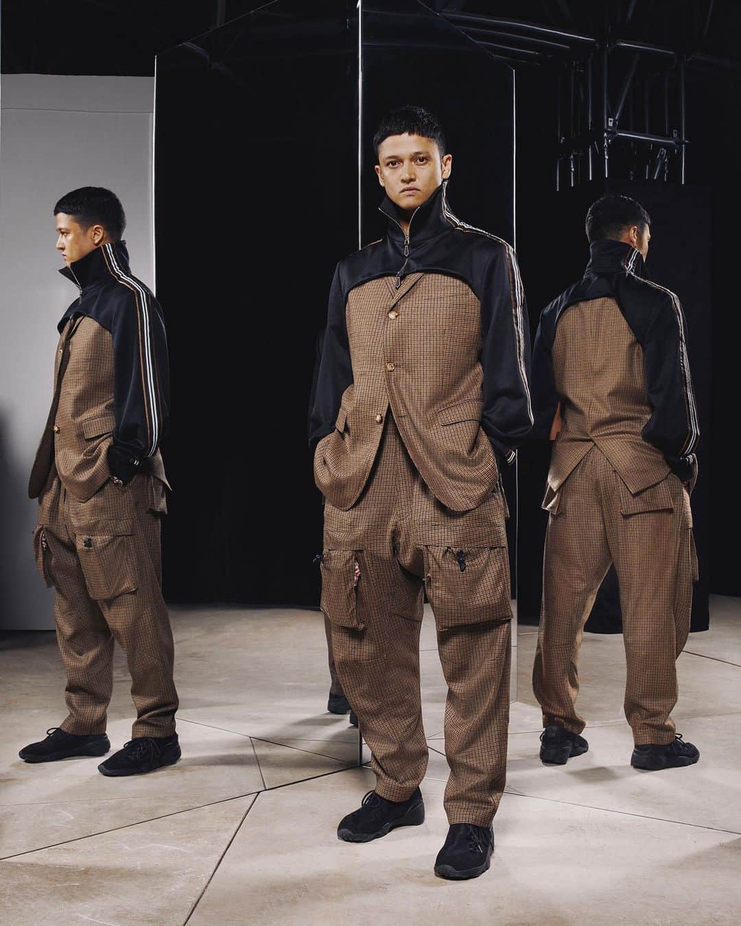 Burberryさんのインスタグラム写真 - (BurberryInstagram)「#JorjaSmith #ChenKun #LilyAldridge #Mahmood and #Boychild captured at #BurberrySpringSummer20 show . #Evolution #BurberryShow #LFW #BurberryGeneration」9月24日 0時02分 - burberry
