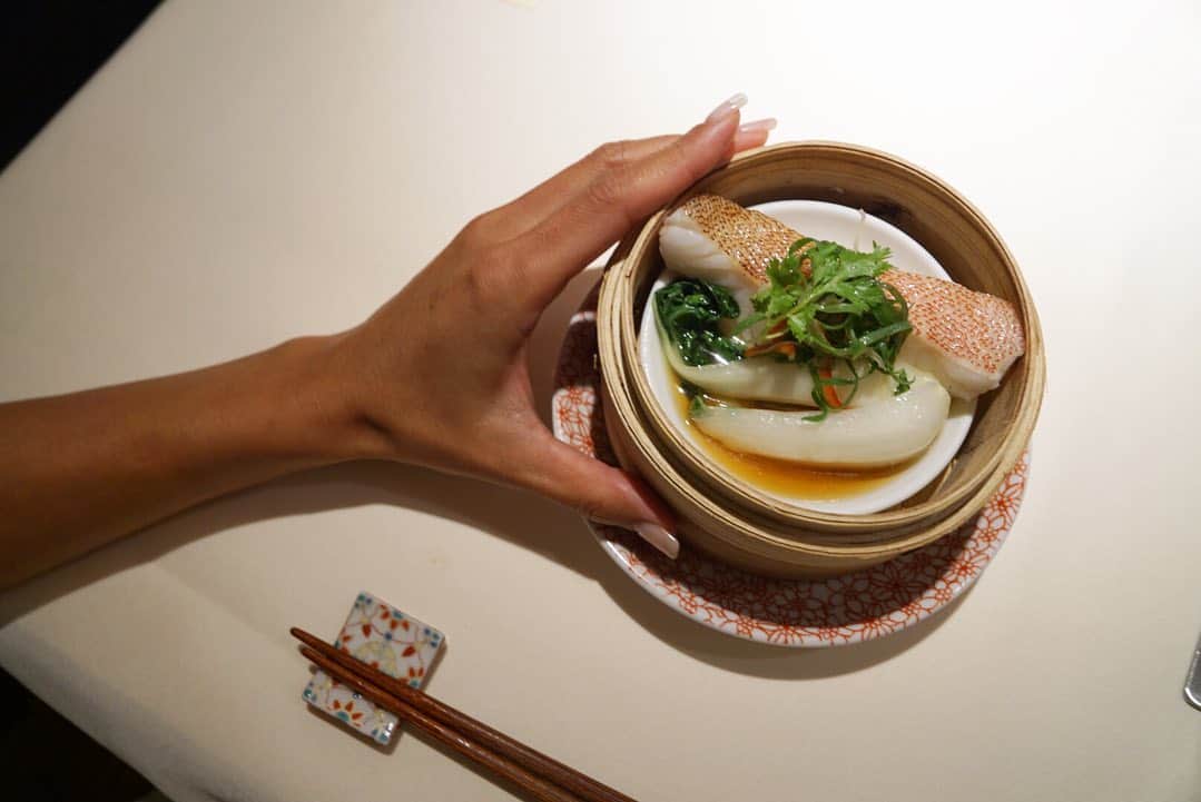 高井直子さんのインスタグラム写真 - (高井直子Instagram)「🇨🇳 あかん。食べ過ぎてぶた🐖 美味しい🤤」9月24日 0時03分 - naokotakai
