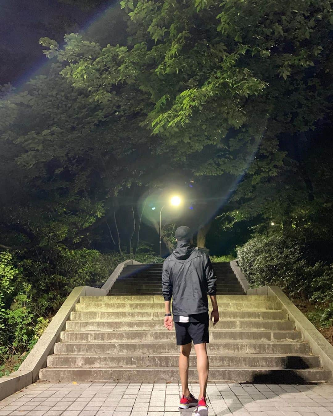 ペク・ミニョンさんのインスタグラム写真 - (ペク・ミニョンInstagram)「🏃🏻‍♂️🏃🏻‍♂️🏃🏻‍♂️」9月24日 0時19分 - minhyun_112