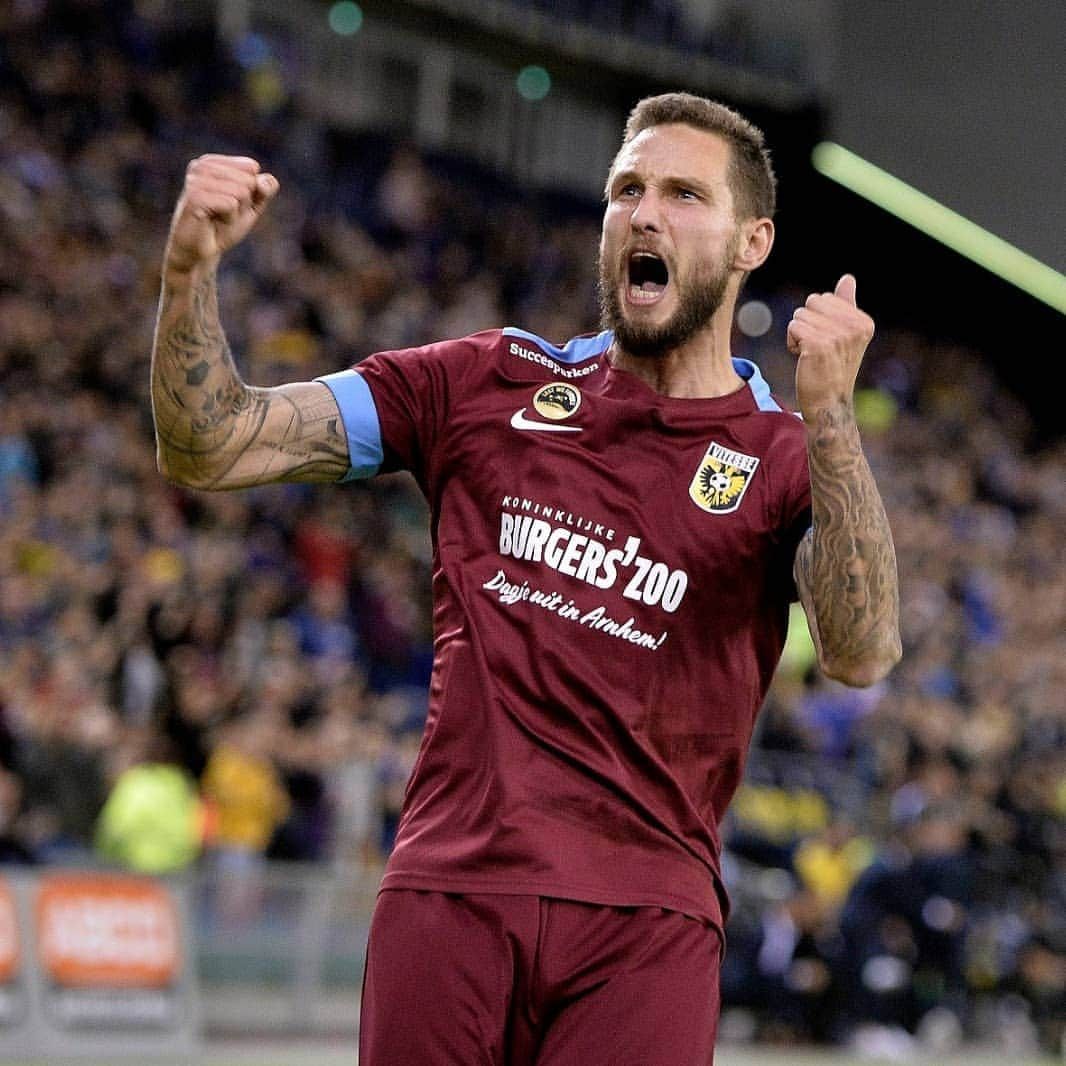 ティム・マタヴジュのインスタグラム：「Great comeback 💪💪💪 #Vitesse #vitfor #airborne #lestweforget」