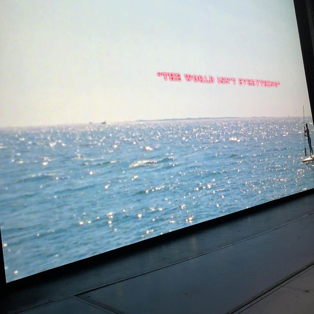 オリヴィエ・ザームさんのインスタグラム写真 - (オリヴィエ・ザームInstagram)「The world isn’t everything @telfarglobal」9月24日 0時39分 - ozpurple