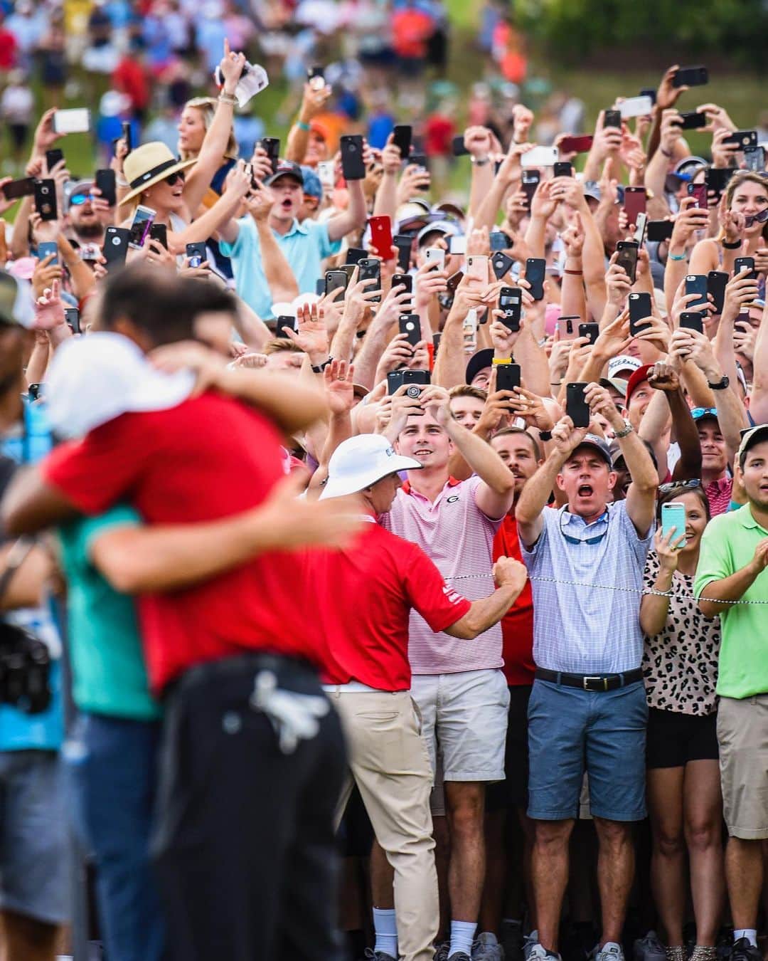 PGA TOURさんのインスタグラム写真 - (PGA TOURInstagram)「One year ago today. Unforgettable @playofffinale. 🏆🙌➡️ #LiveUnderPar」9月24日 1時32分 - pgatour